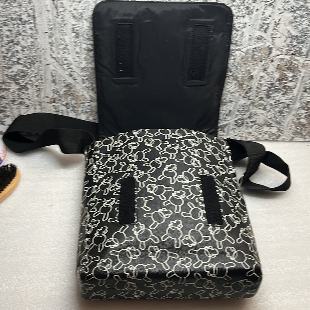Kidrobot Bag - Picture 9 of 12